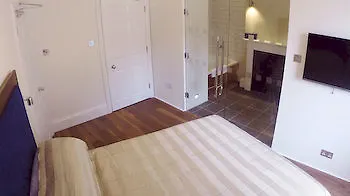 Berkeley Hotel 5*
