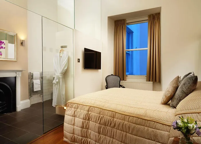 Готель Berkeley 5*